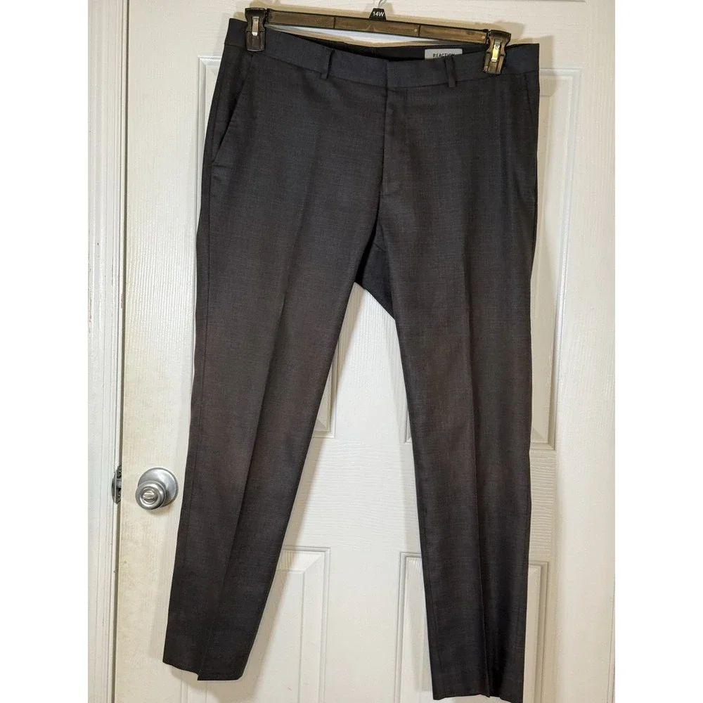 Reaction‎ Kenneth Cole Grey 44R Techi-Cole Dress Suit 2 Piece Career Classic